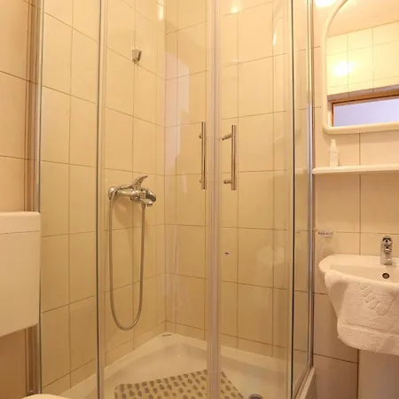 Pensión Double 5263e Tučepi