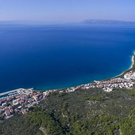 Double 5263e Konukevi Tučepi